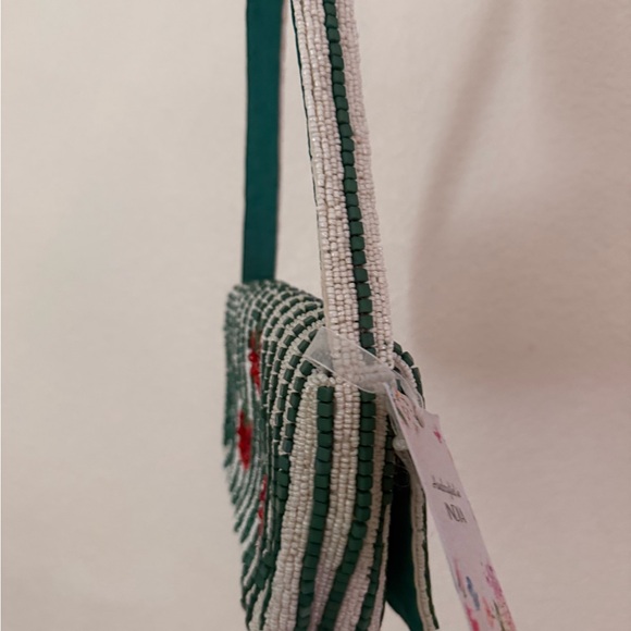 Chic Beaded Crossbody Bag with Tomato Design - Picture 5 of 7